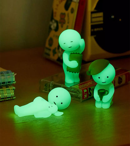 Figurine fluorescente Smiski - série Bed