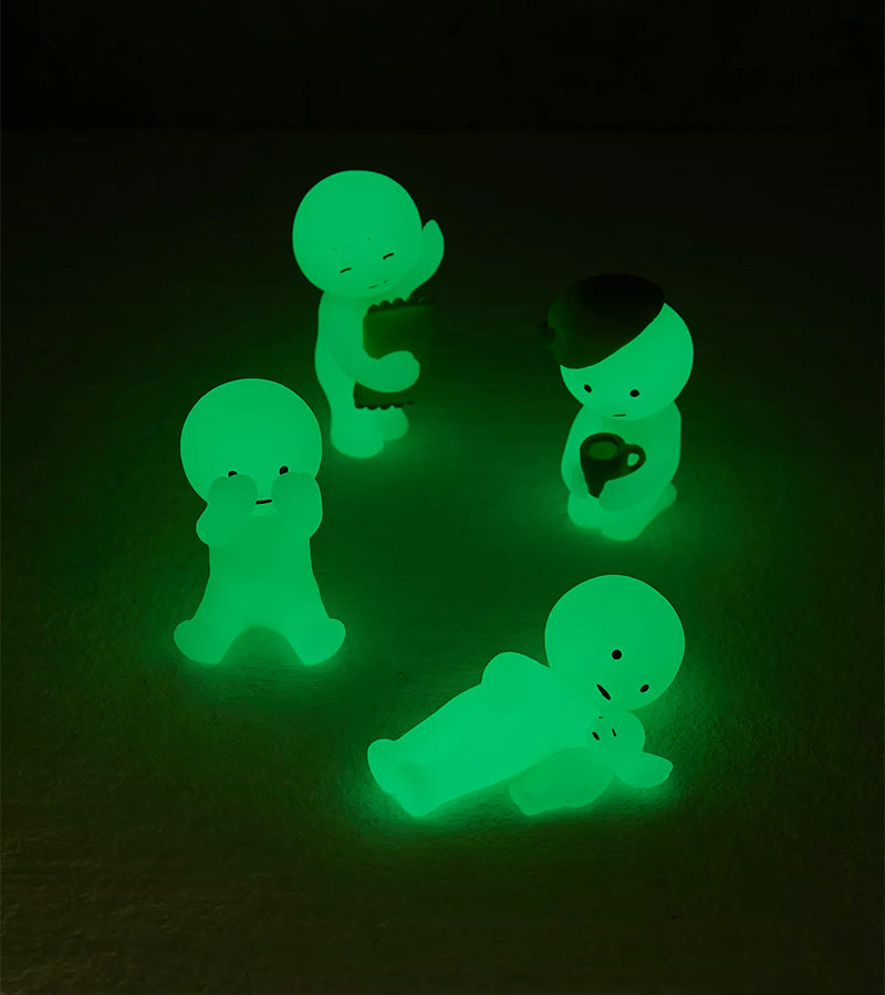 Figurine fluorescente Smiski - série Bed