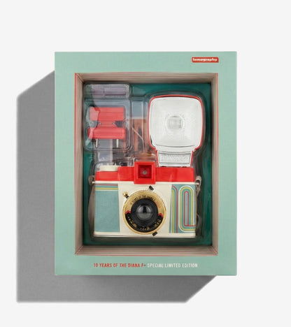 Appareil photo vintage Diana F+ avec flash