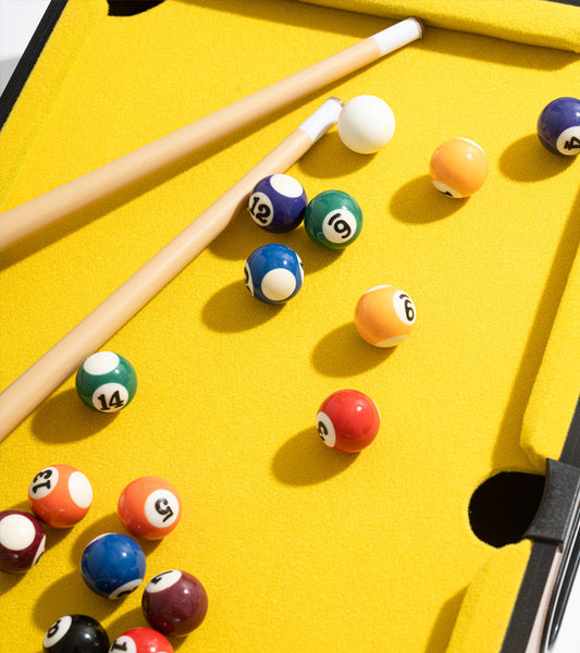Mini billard de table jaune  L'expressionist