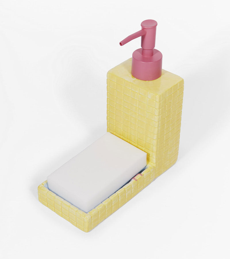 Distributeur de savon piscine