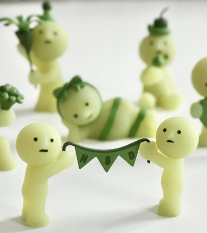 Figurine fluorescente Smiski - série Birthday