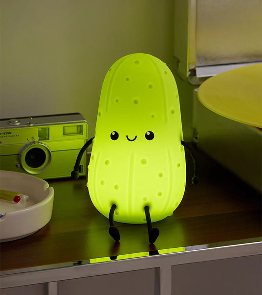 Henriette la veilleuse cornichon