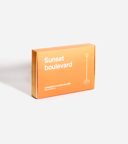 Lampadaire coucher de soleil  L'expressionist