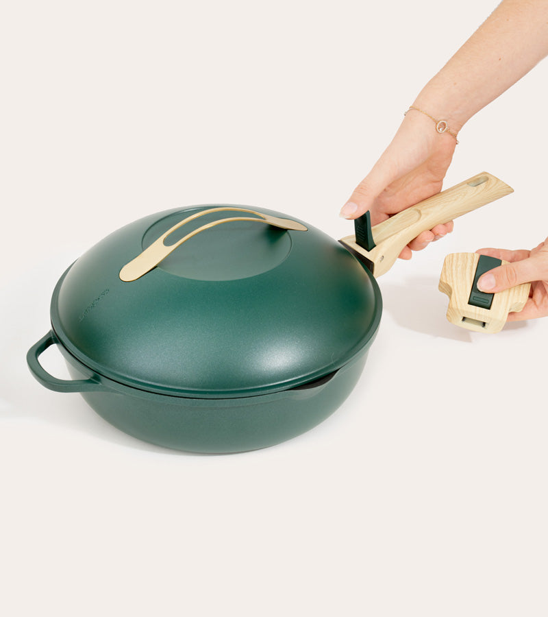 Poêle 8 En 1 COOKUT 24 Cm - Remplace Poêle, Casserole, Sauteuse, Cocotte, Friteuse, Cuiseur Vapeur, Plat Four Et Moule. Écologique, Induction, Livrée Avec Accessoires.