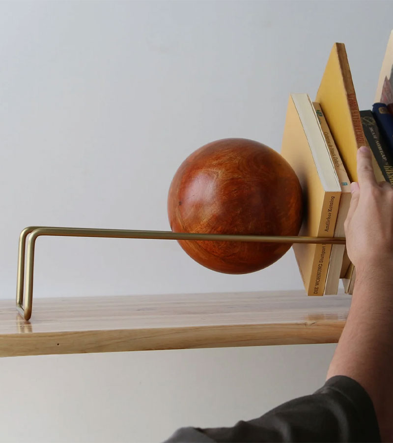 Serre-livre Slope - Detail