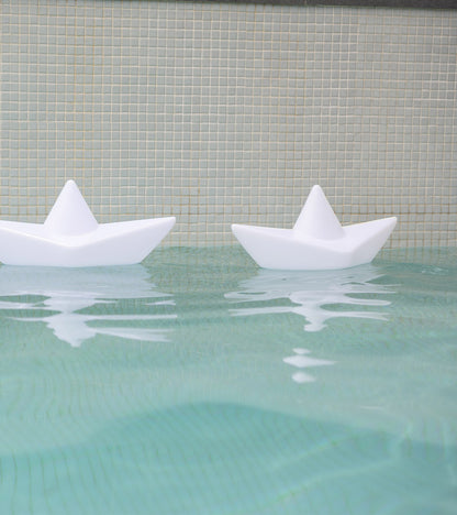 Veilleuse bateau flottante