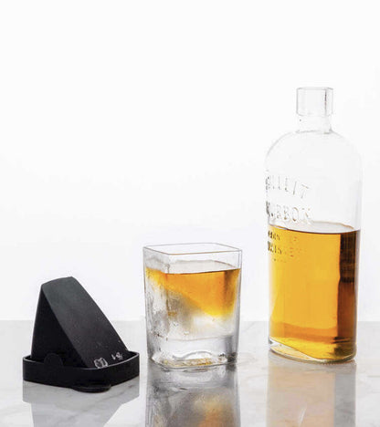 Whisky Wedge : Verre à Whisky refroidisseur  Corkcicle