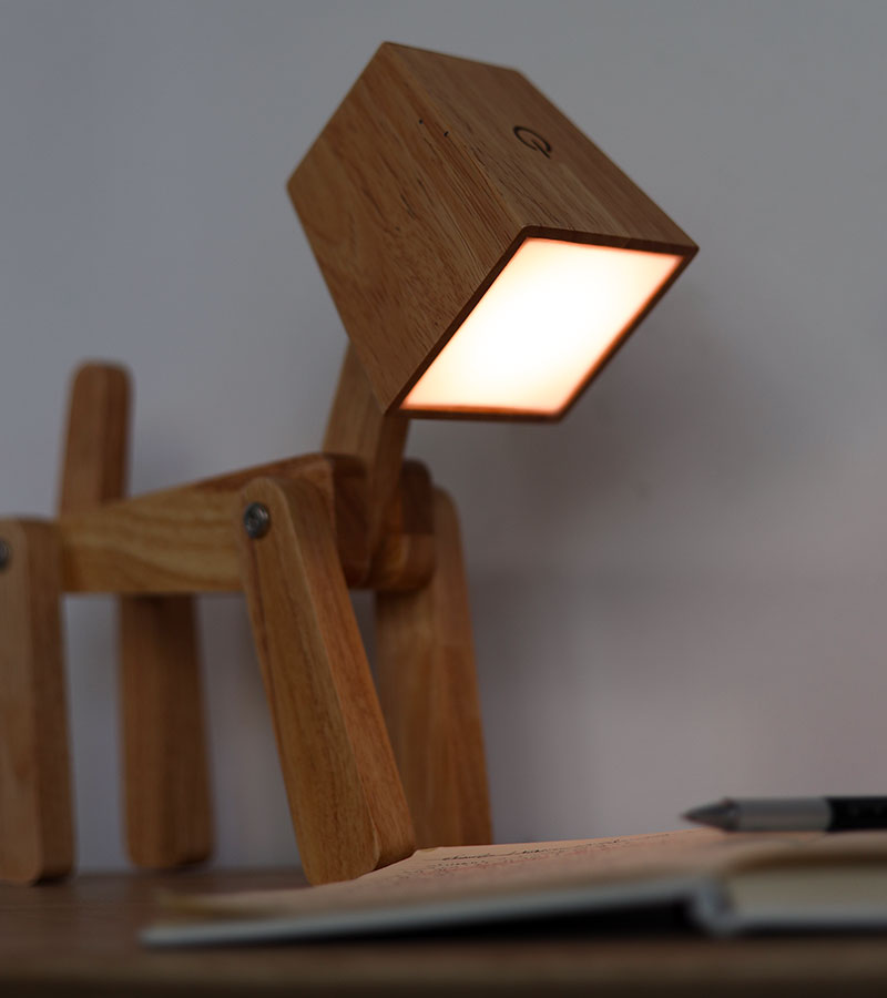 Lampe Design chien en bois
