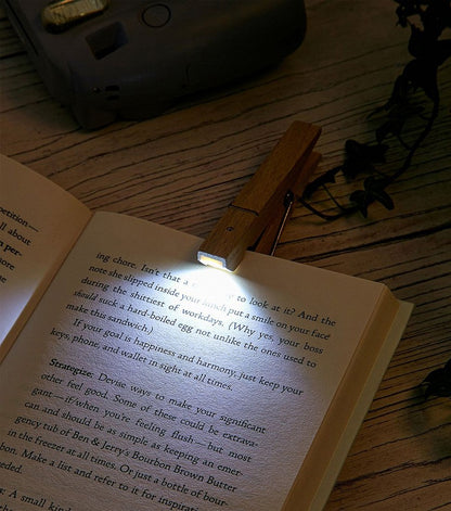 Lampe de lecture pince à linge – L'avant gardiste