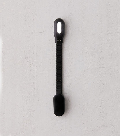 Liseuse rechargeable à clipser  Kikkerland